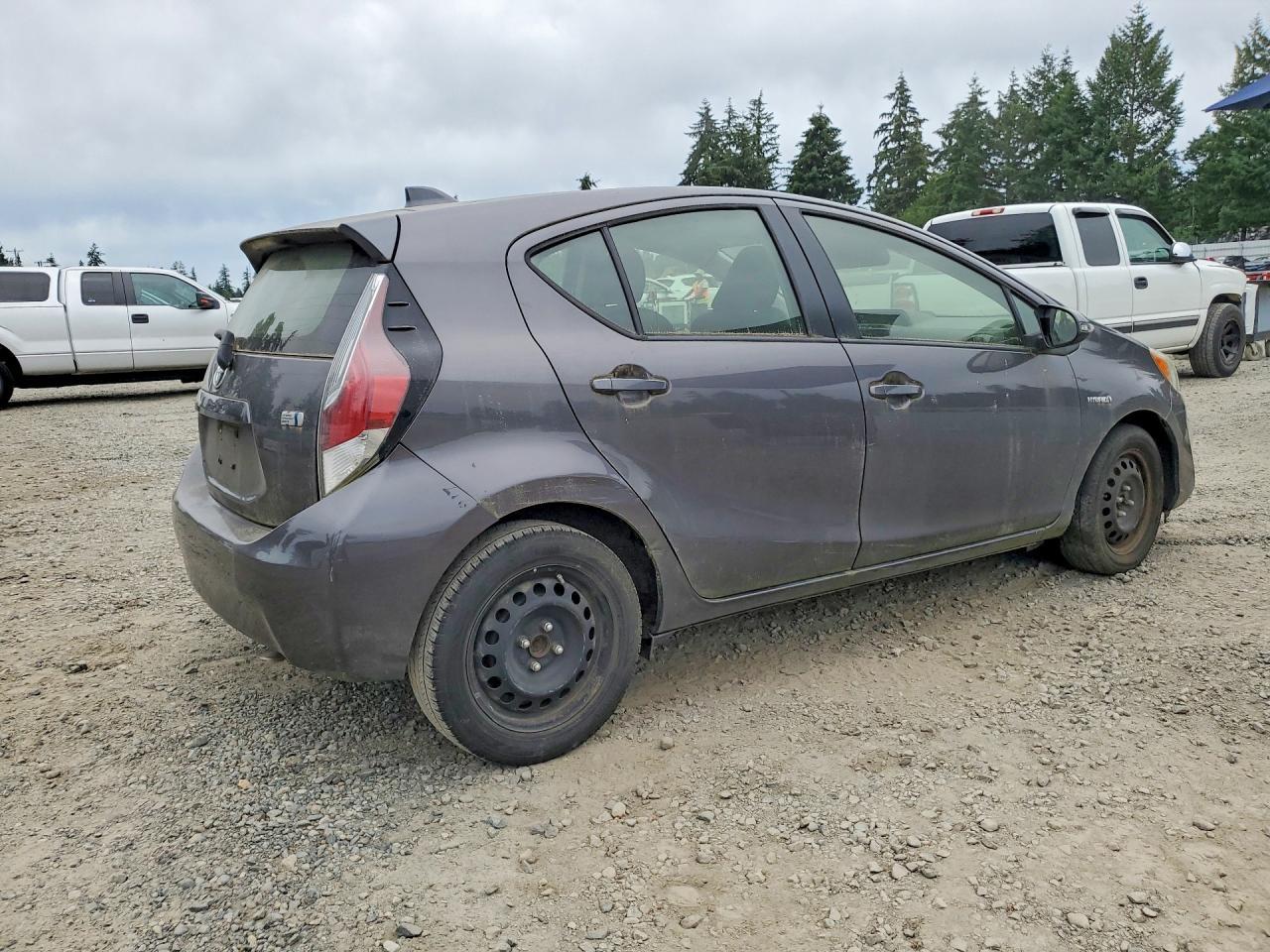 2016 TOYOTA Prius c