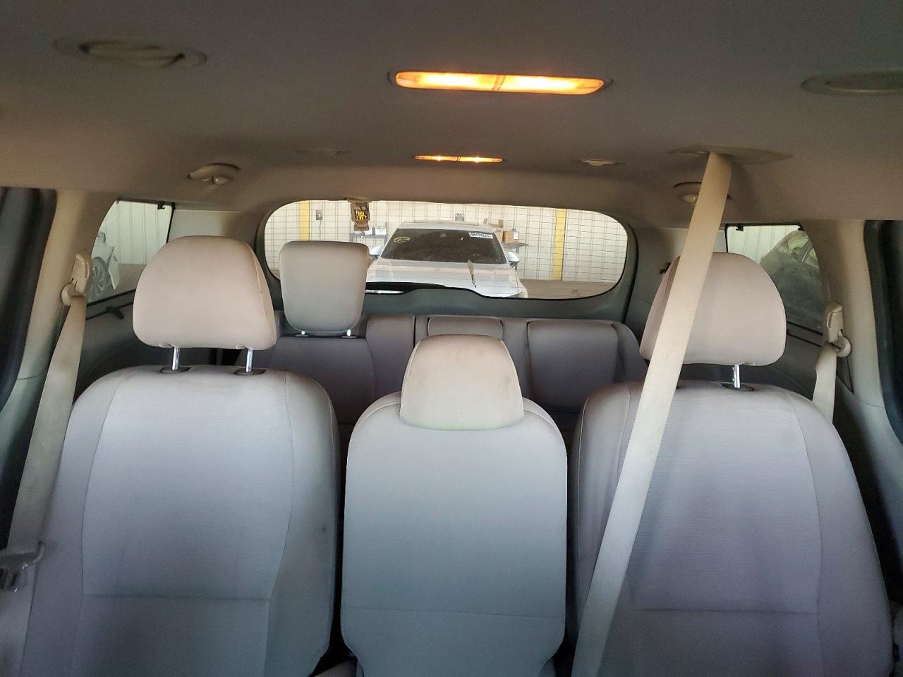 2015 KIA SEDONA