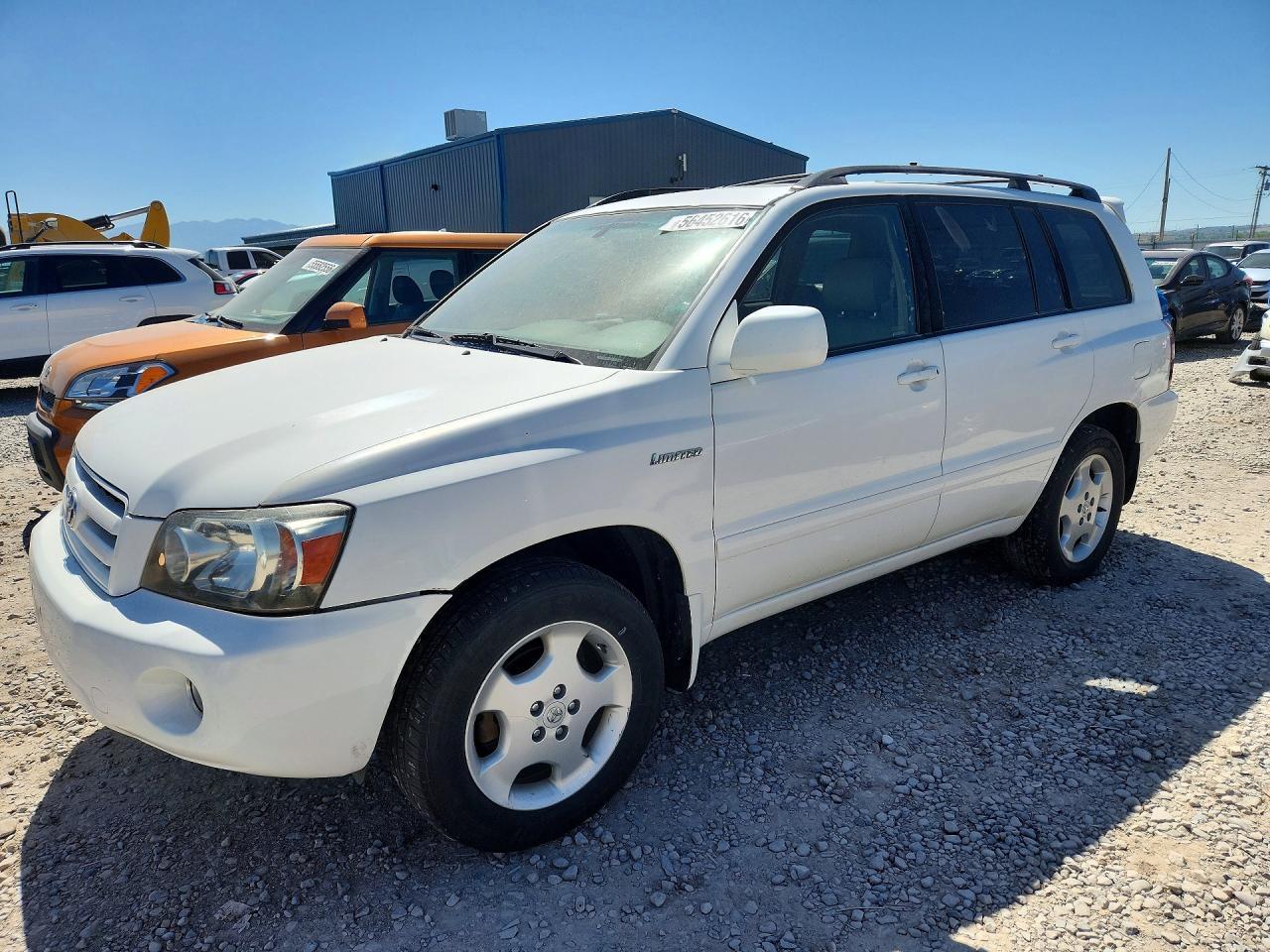 2004 TOYOTA HIGHLANDER