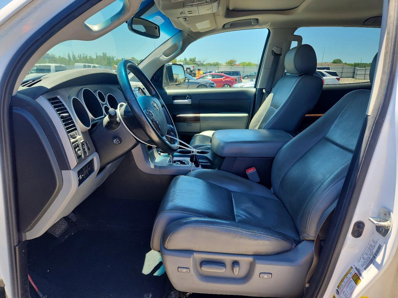 2012 TOYOTA TUNDRA