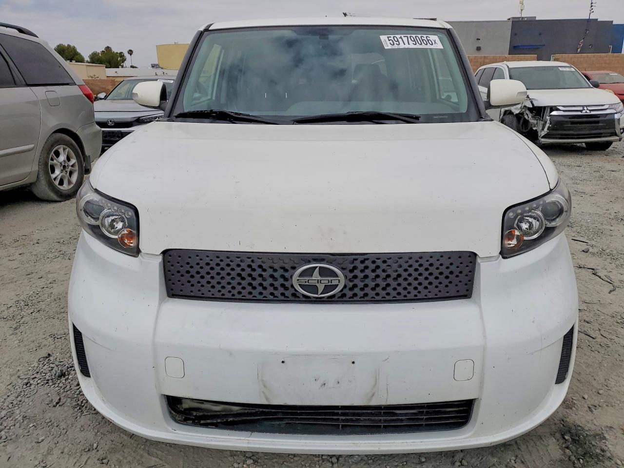 2009 TOYOTA SCION