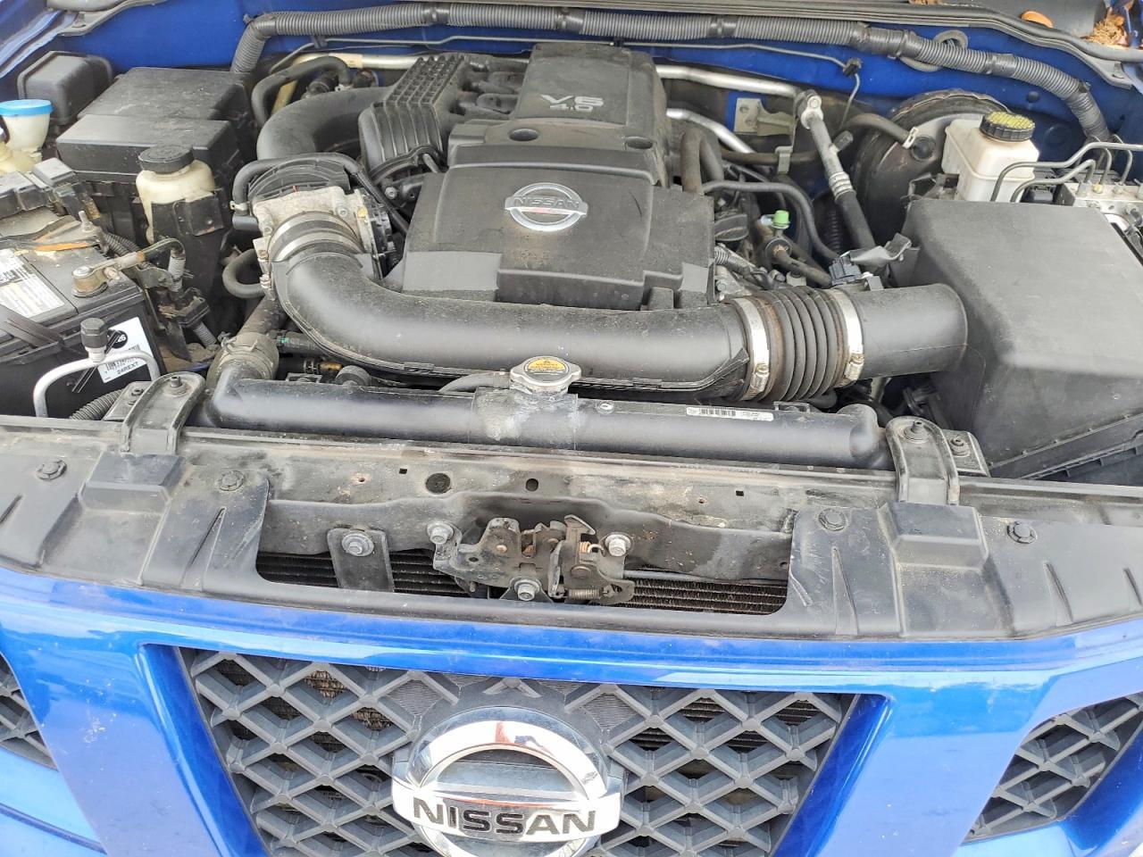 2012 NISSAN Frontier