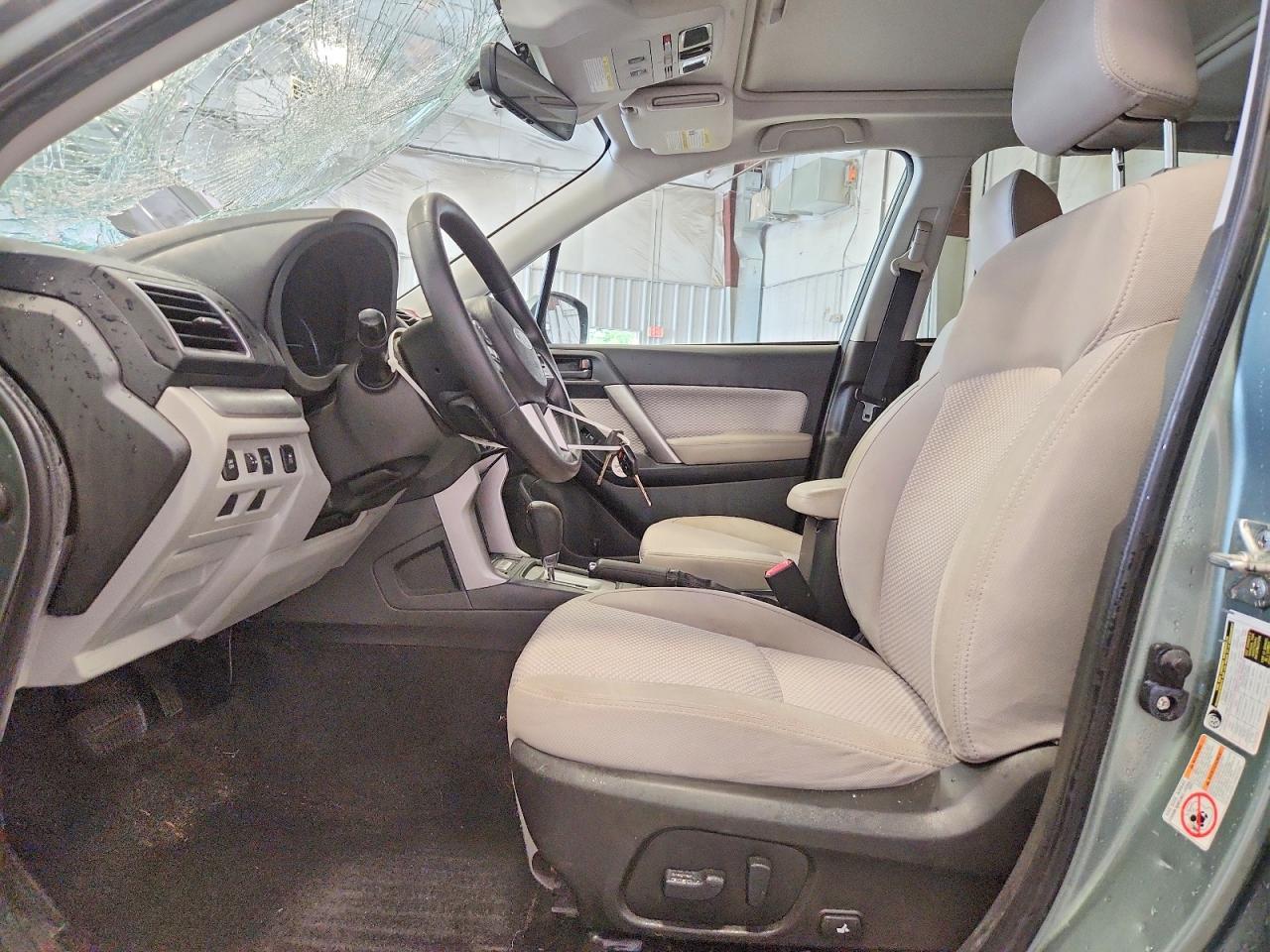 2017 SUBARU FORESTER