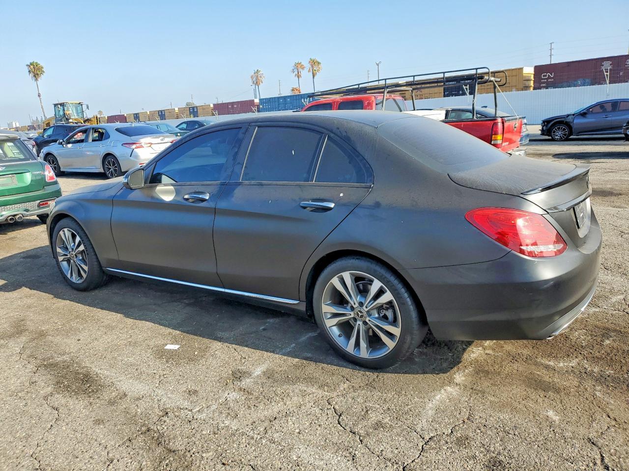 2016 MERCEDES-BENZ C-CLASS