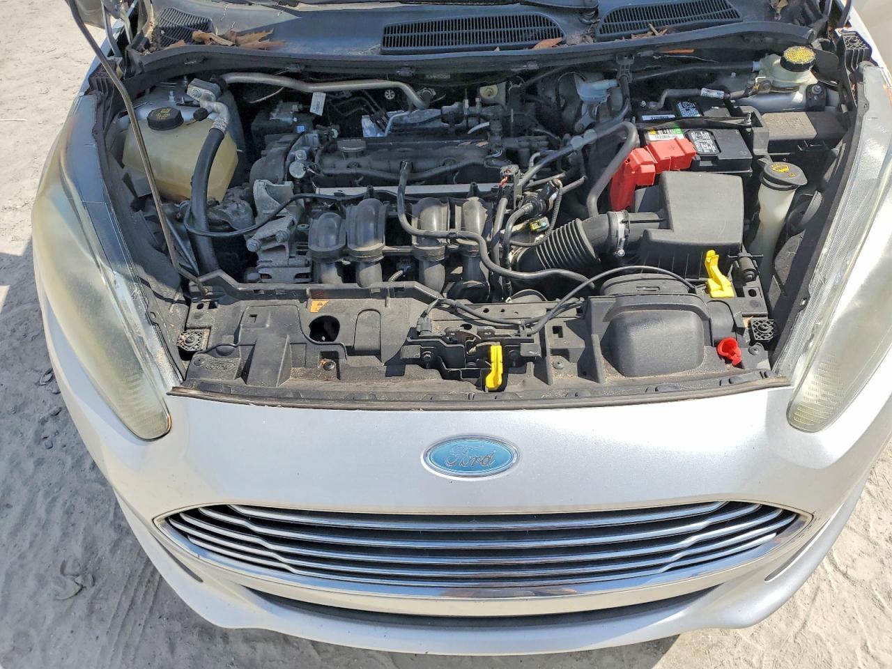 2016 FORD Fiesta