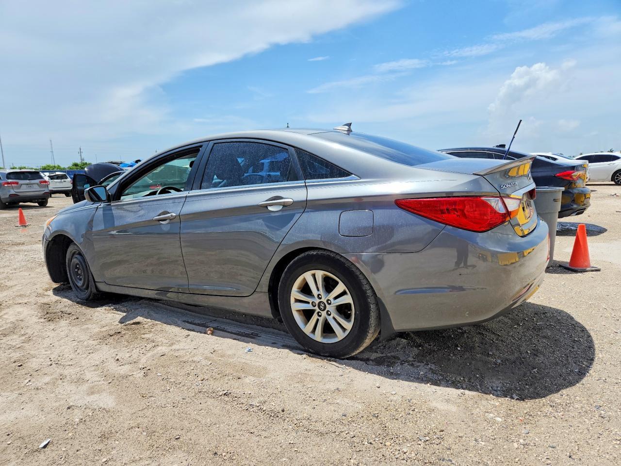 2013 HYUNDAI SONATA