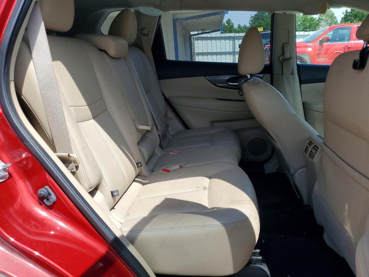 2016 NISSAN ROGUE