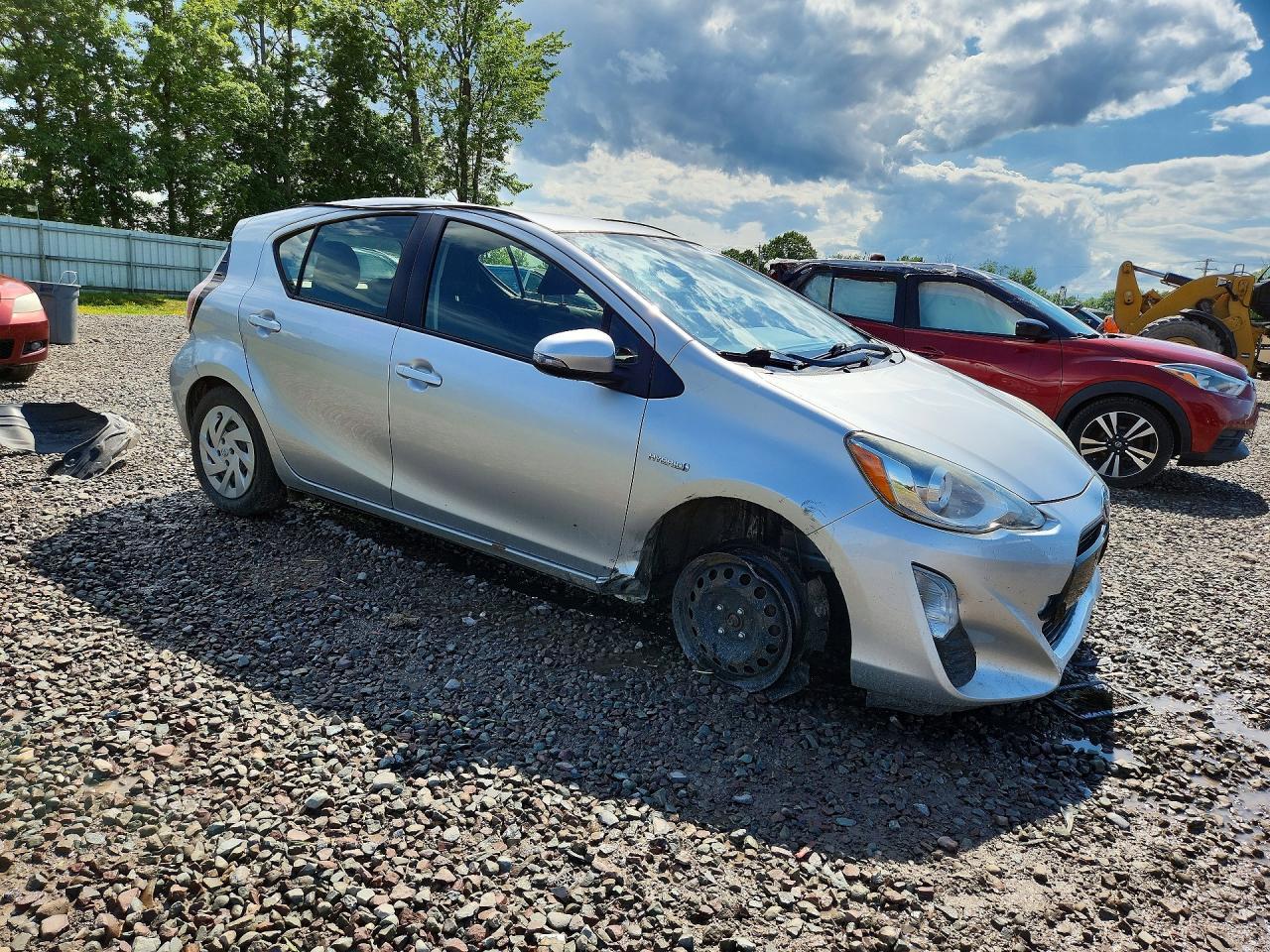 2016 TOYOTA Prius c