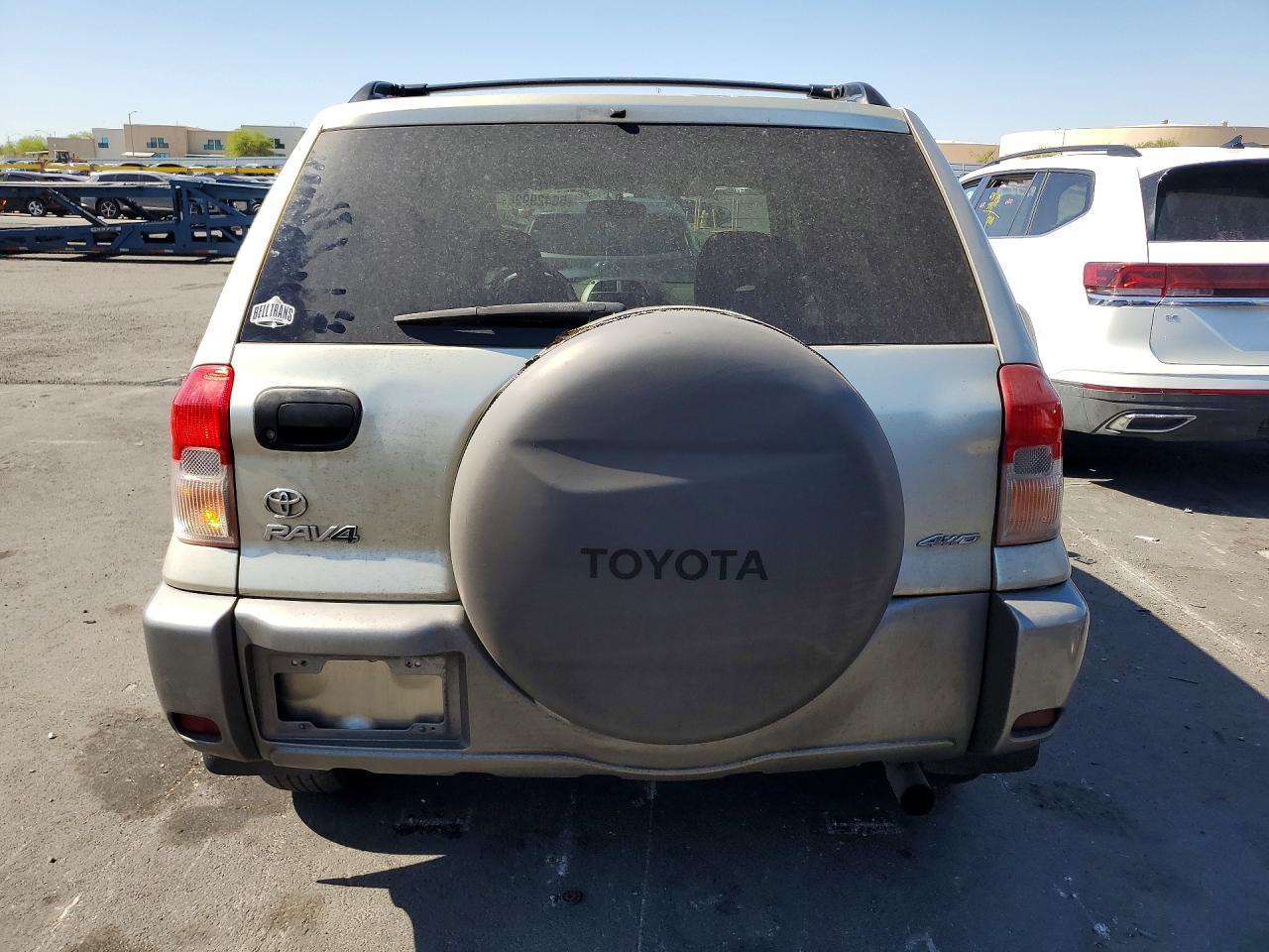 2002 TOYOTA RAV4