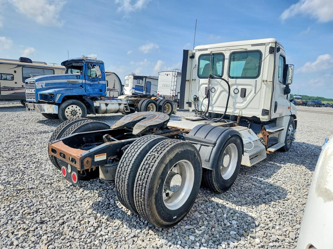 2017 FREIGHTLINER CASCADIA