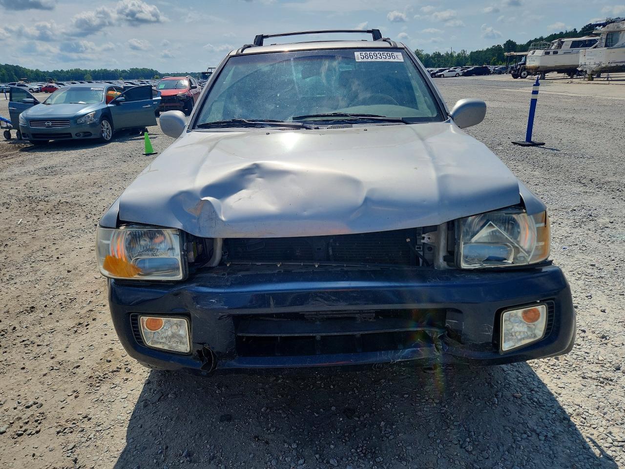 2001 INFINITI QX4