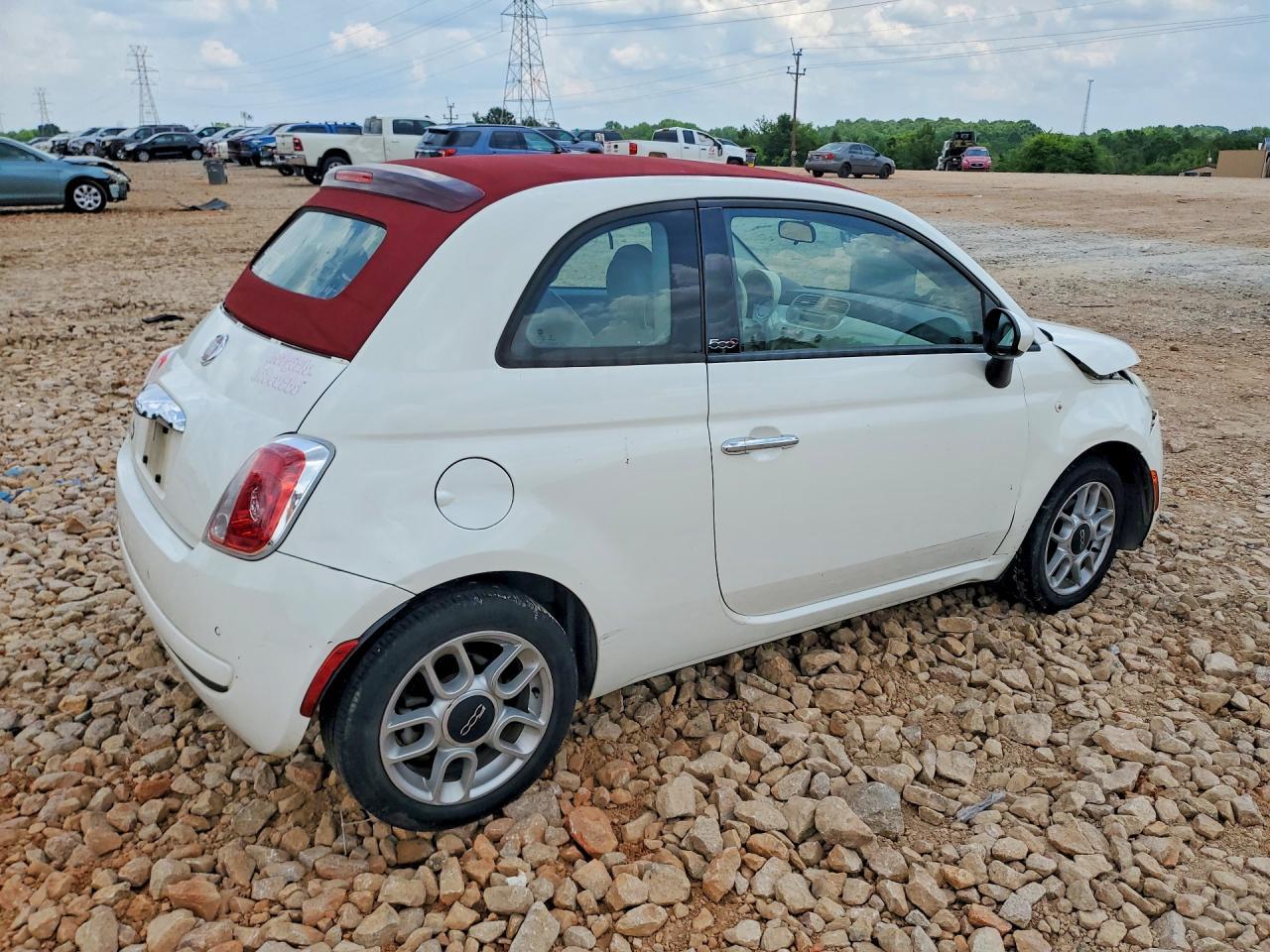 2015 FIAT 500