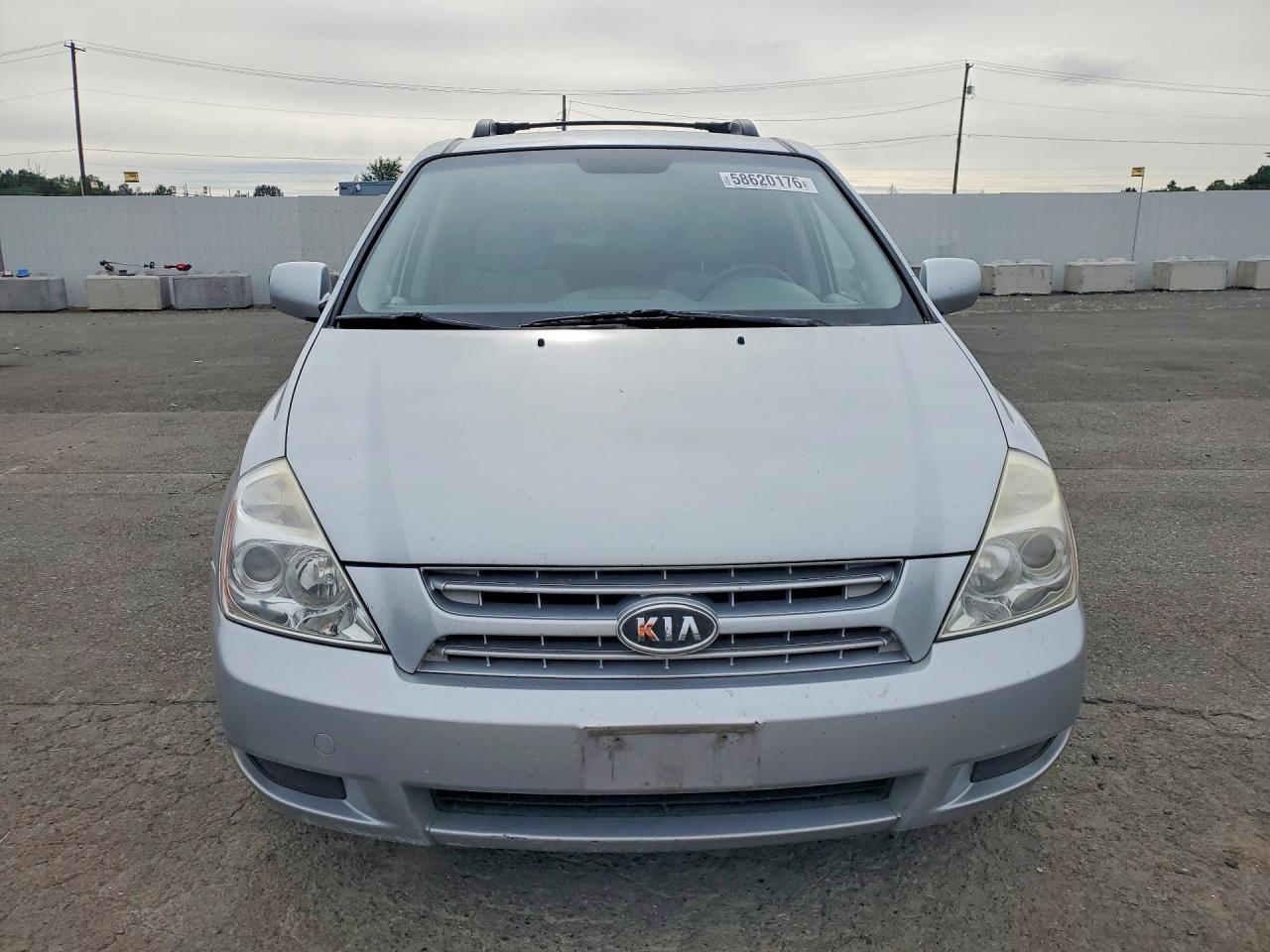 2008 KIA SEDONA