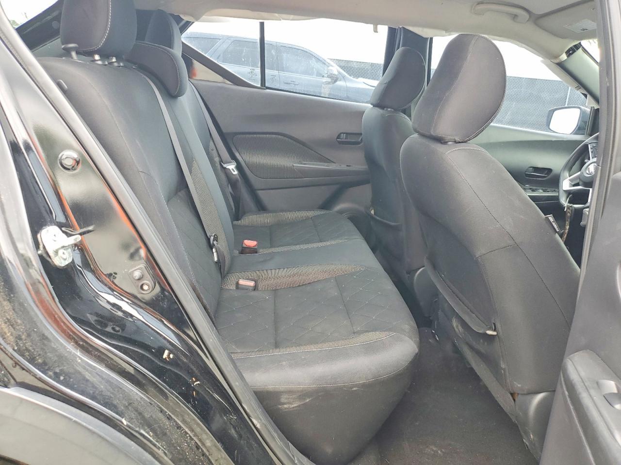 2019 NISSAN KICKS