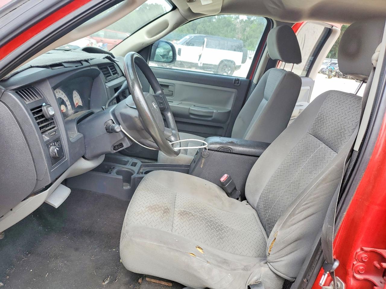 2008 DODGE Dakota