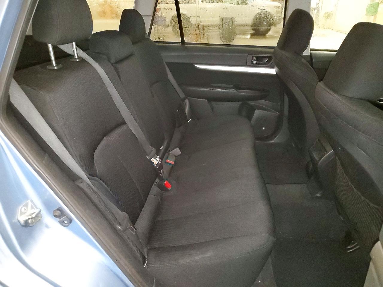 2010 SUBARU Outback