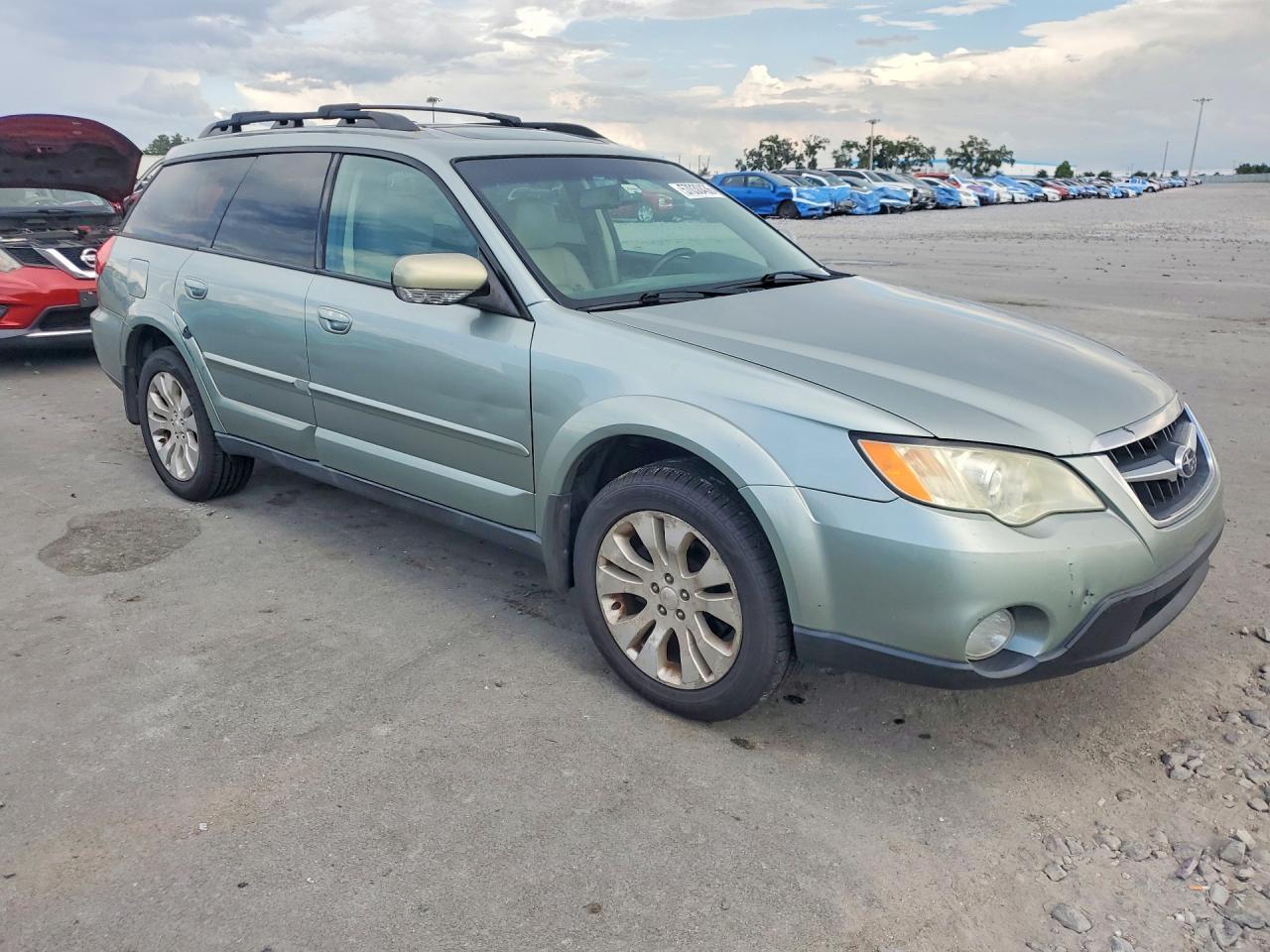 2009 SUBARU Outback