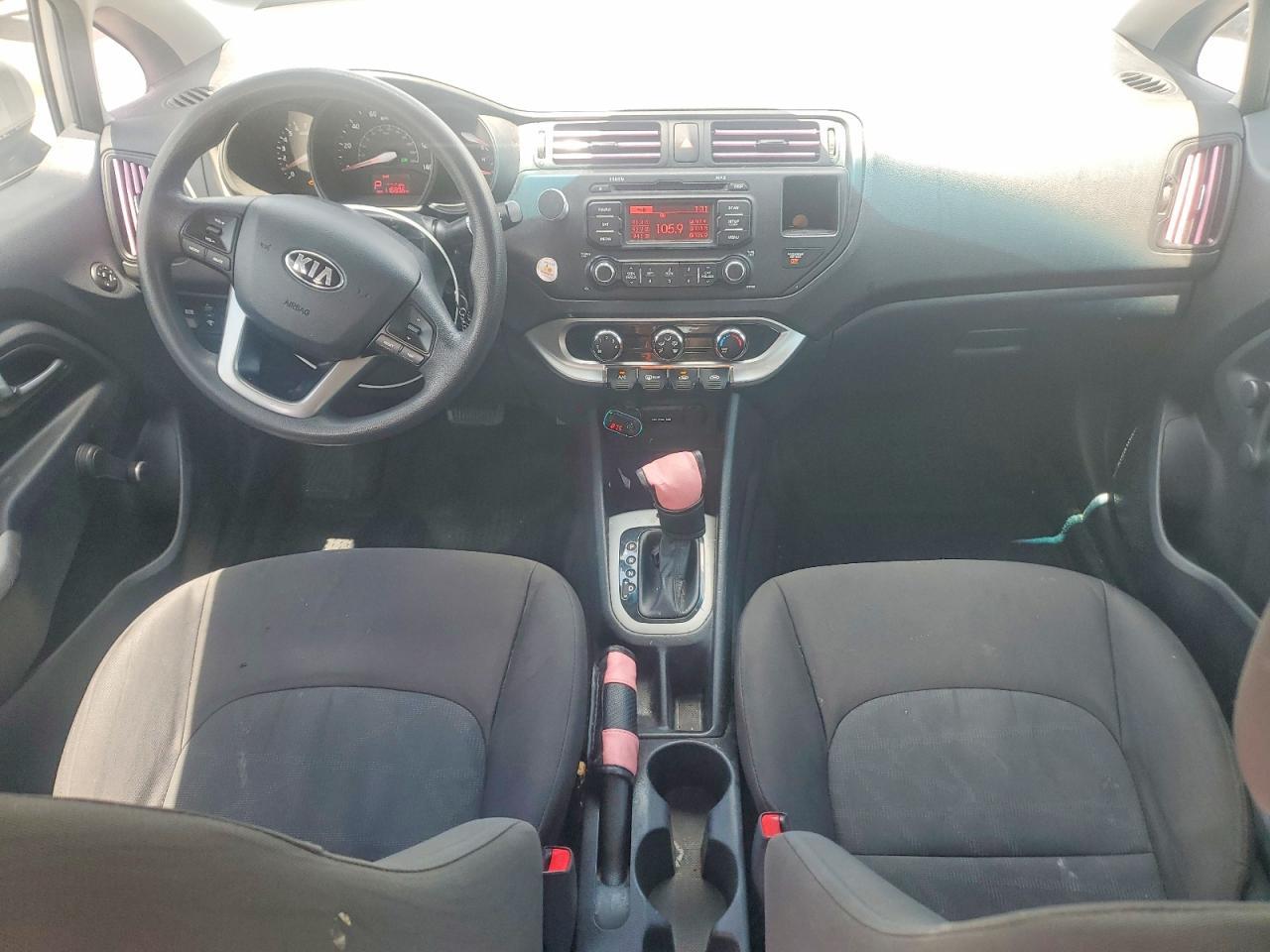 2015 KIA RIO