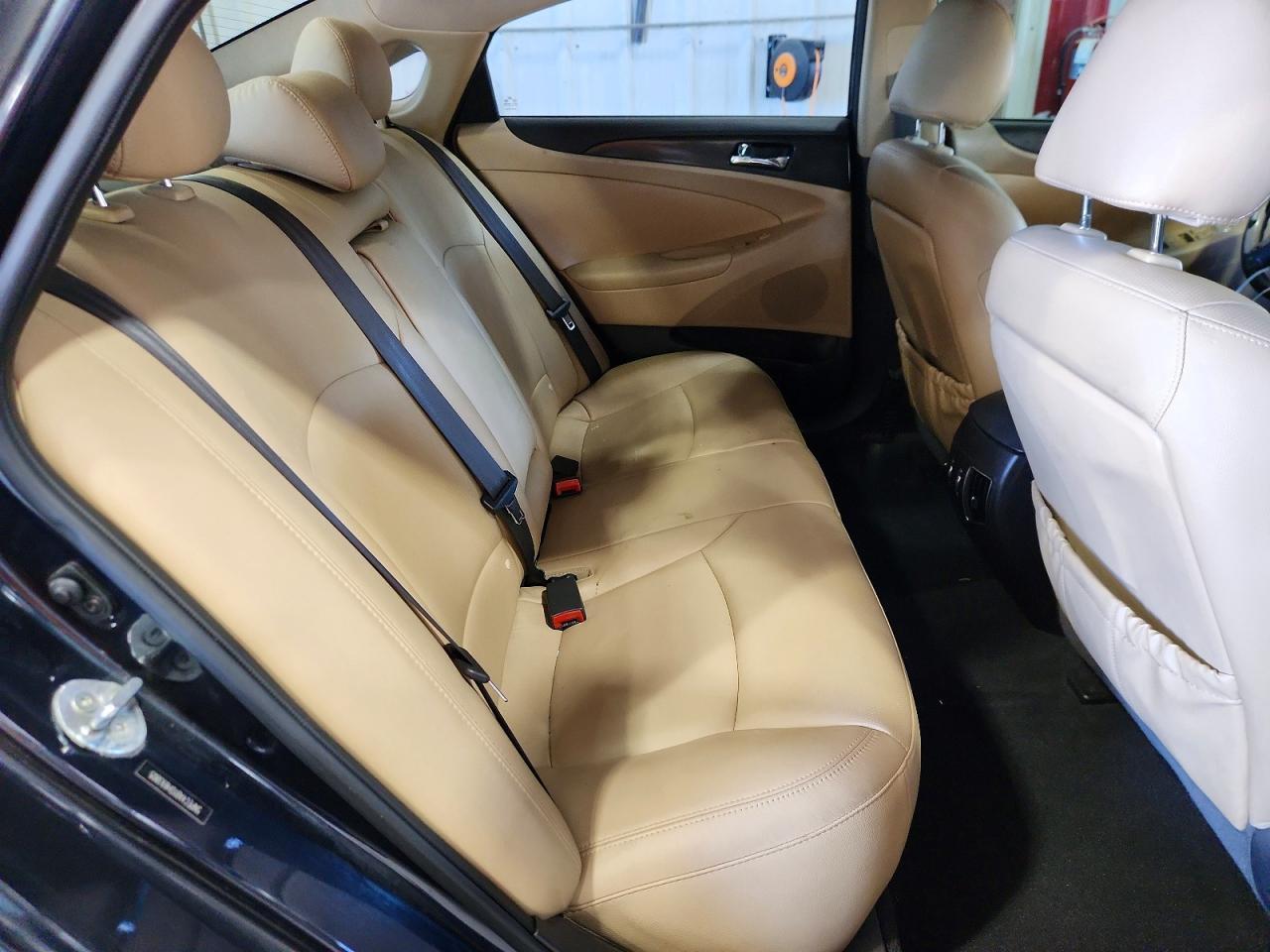 2013 HYUNDAI SONATA