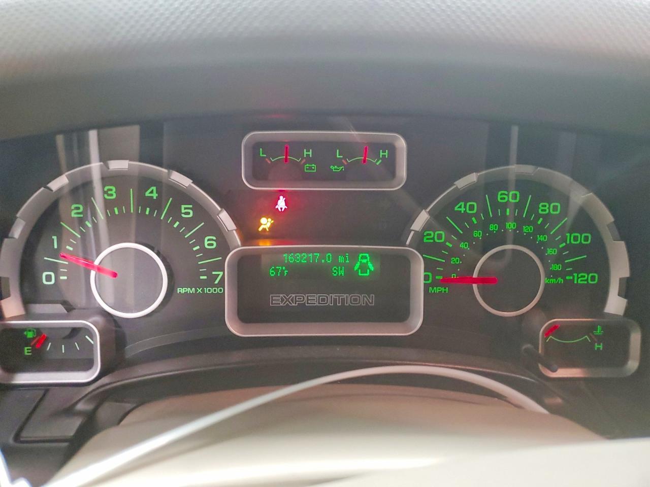 2010 FORD Expedition