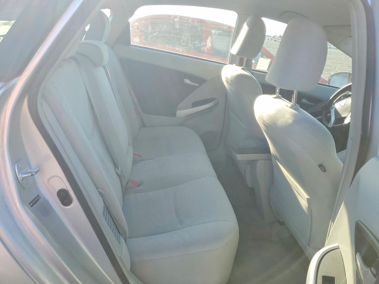 2011 TOYOTA PRIUS