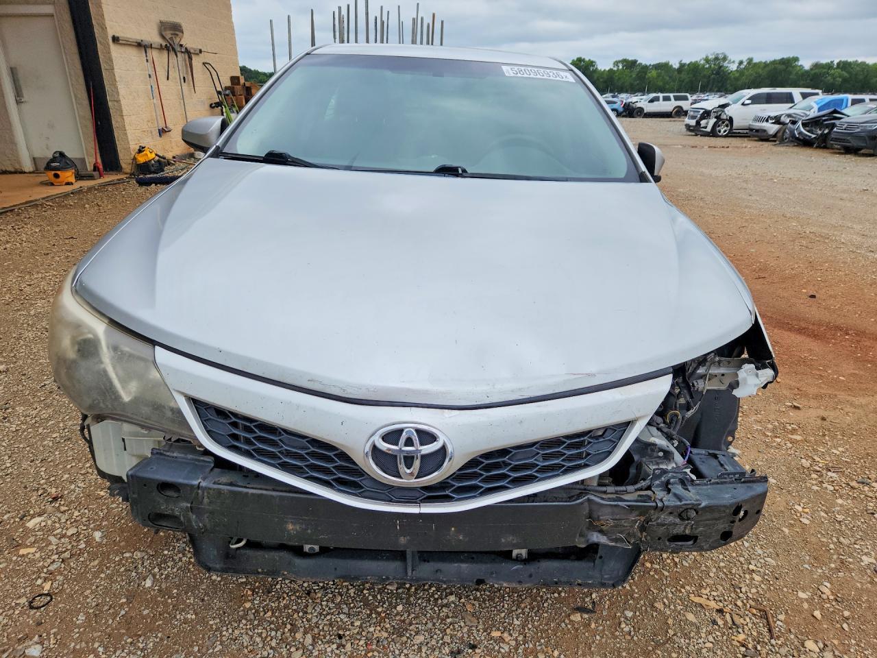 2014 TOYOTA CAMRY