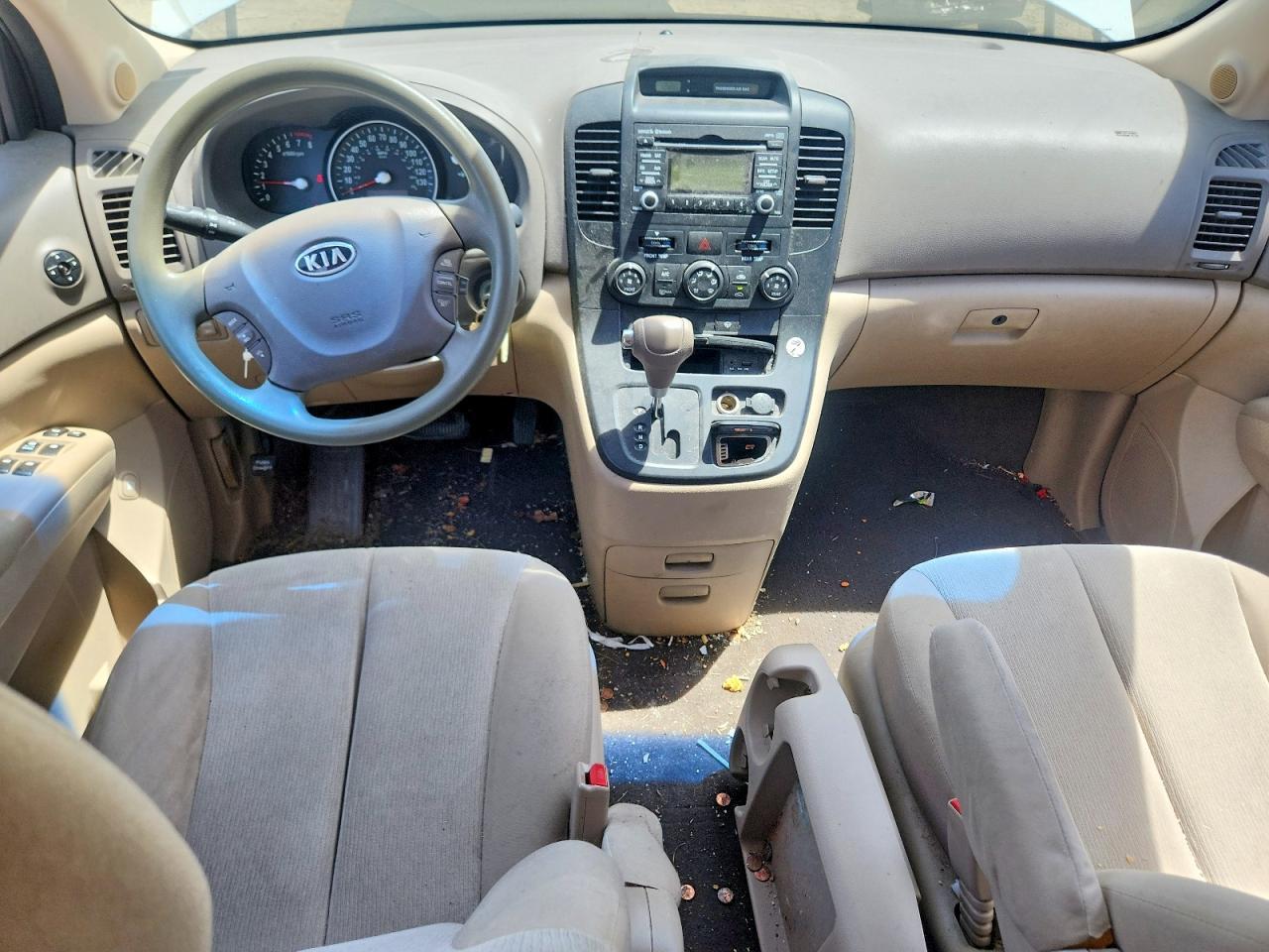 2011 KIA SEDONA