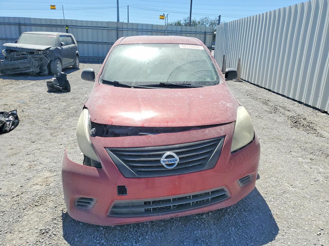 2014 NISSAN VERSA