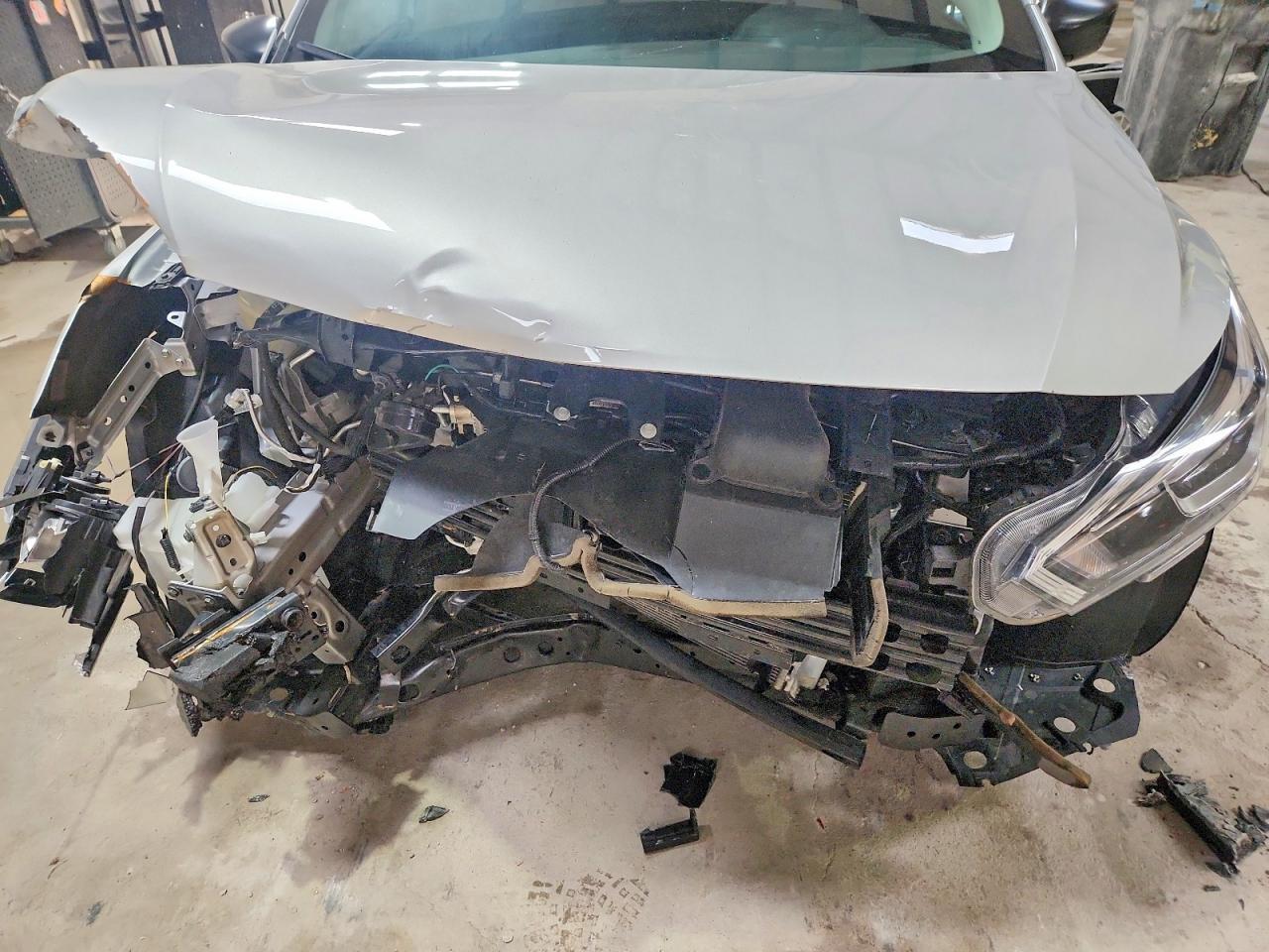 2024 NISSAN VERSA