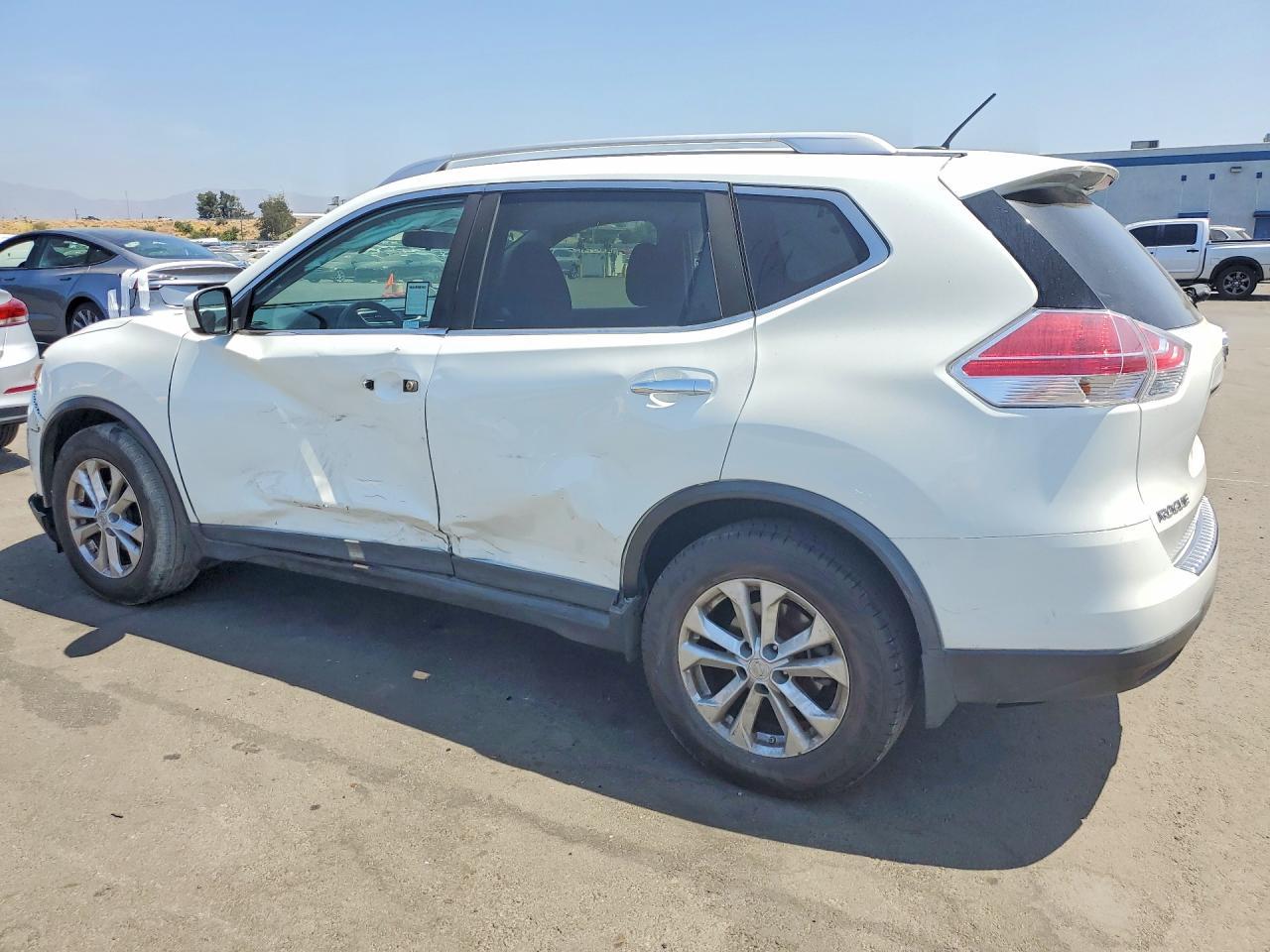 2016 NISSAN ROGUE