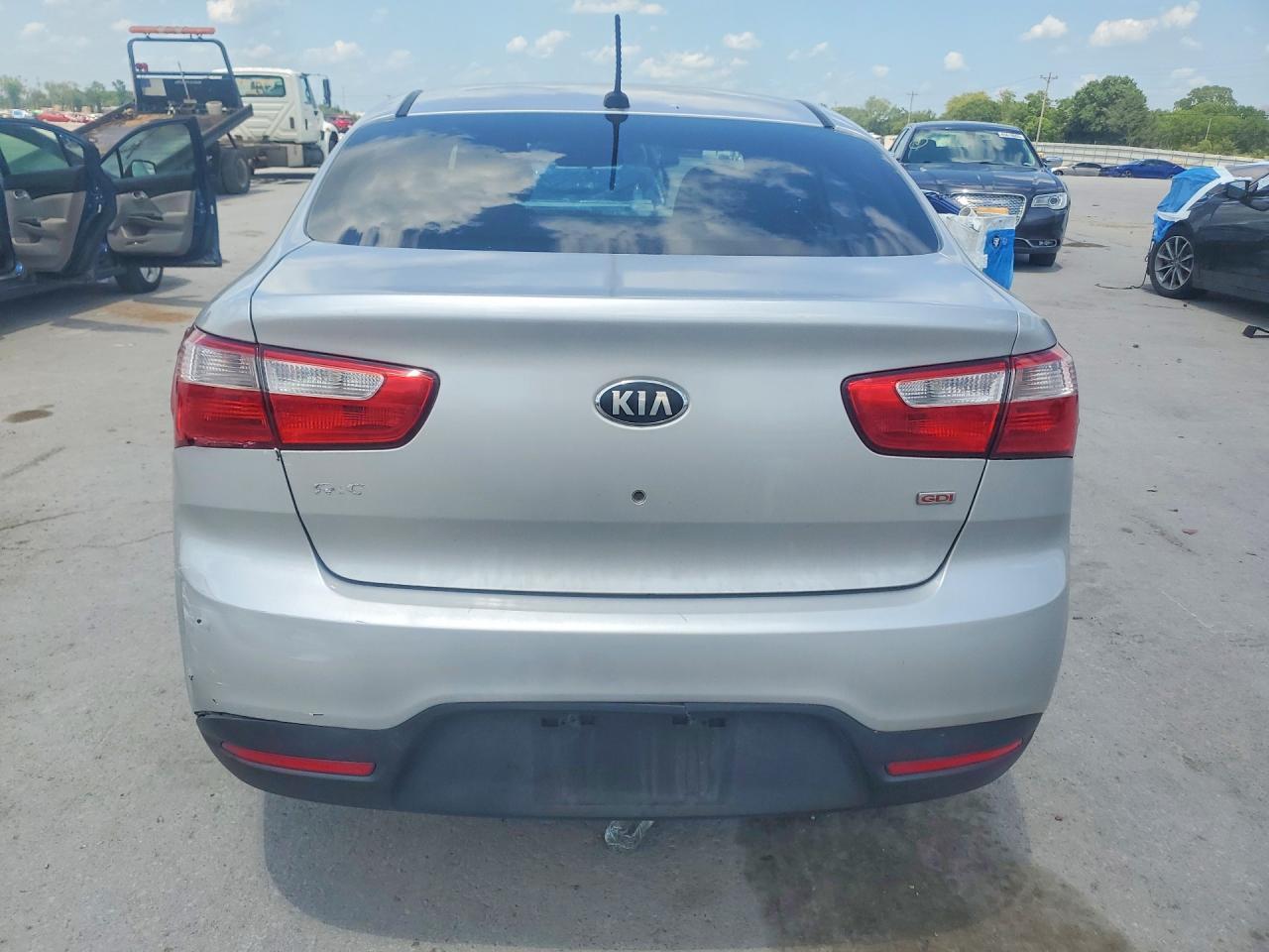 2015 KIA RIO