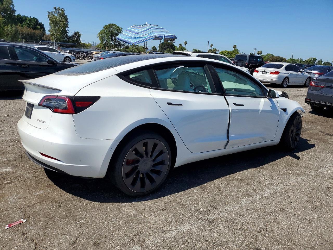 2021 TESLA MODEL 3