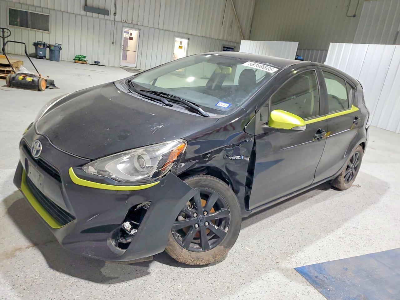 2016 TOYOTA PRIUS