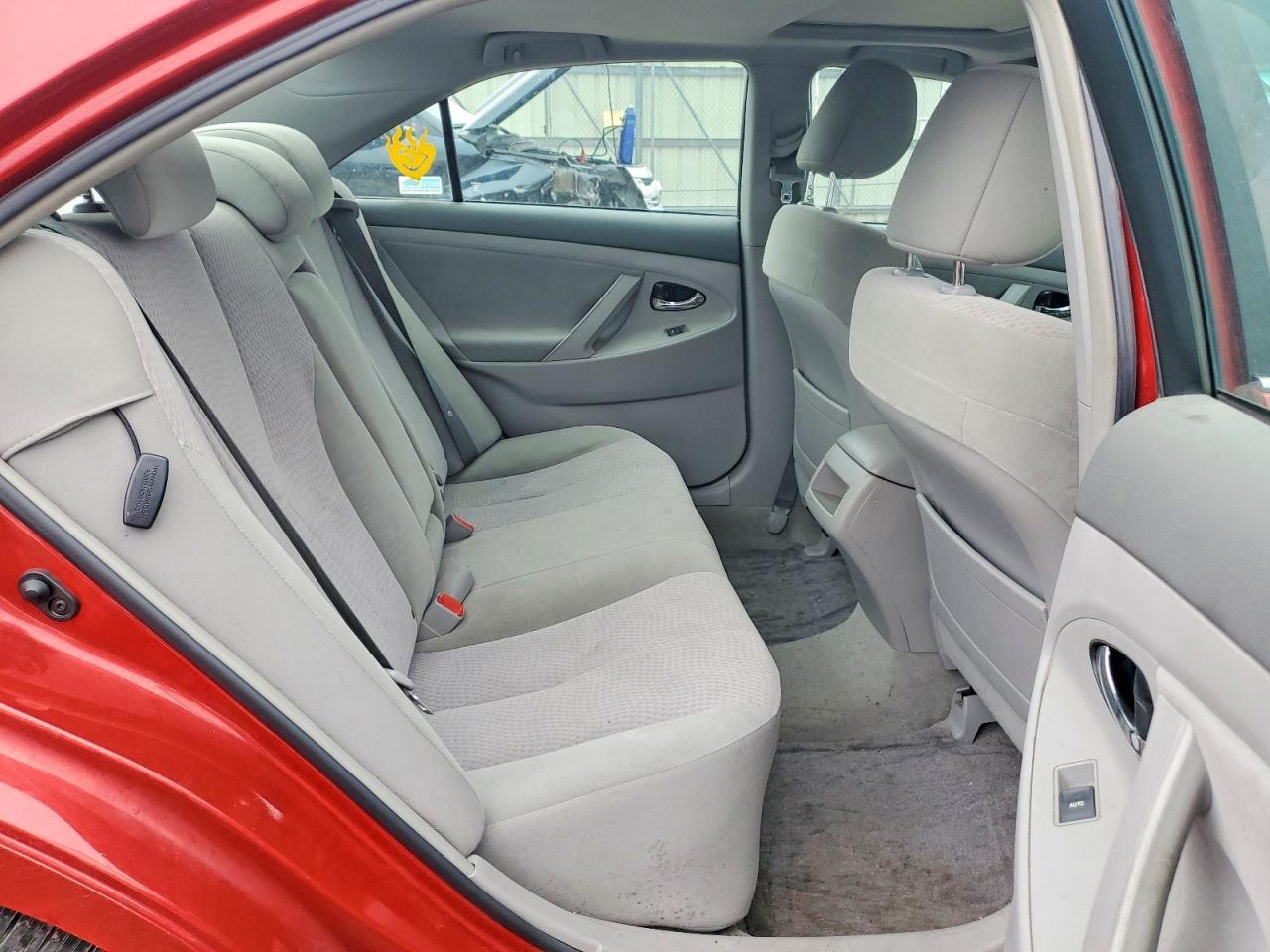 2011 TOYOTA CAMRY