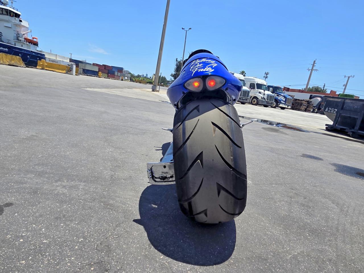2005 SUZUKI Gsx1300