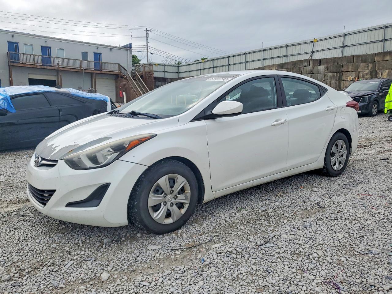 2016 HYUNDAI ELANTRA