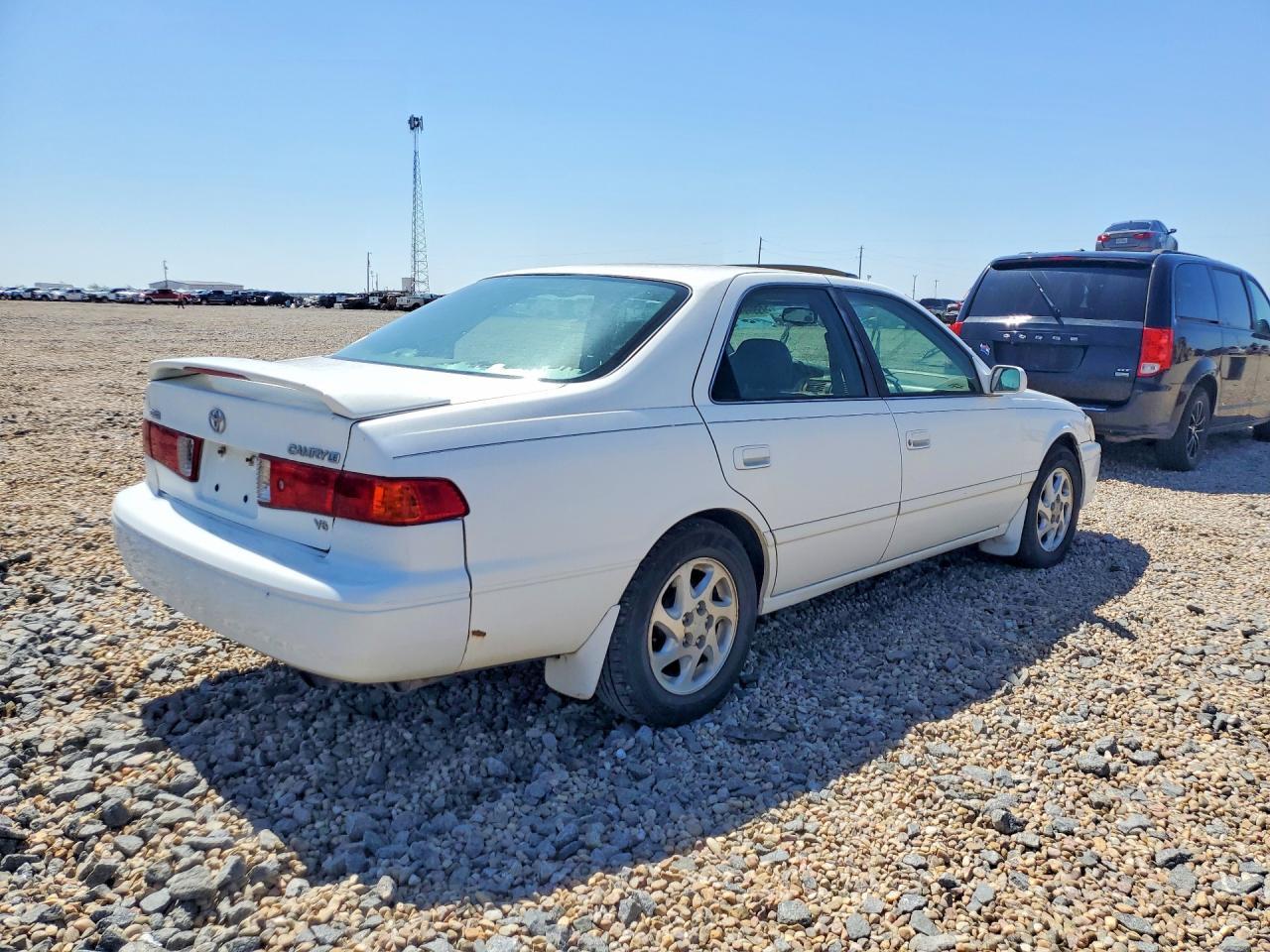 2000 TOYOTA CAMRY