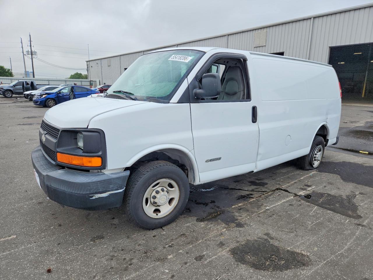 2005 CHEVROLET EXPRESS 2500