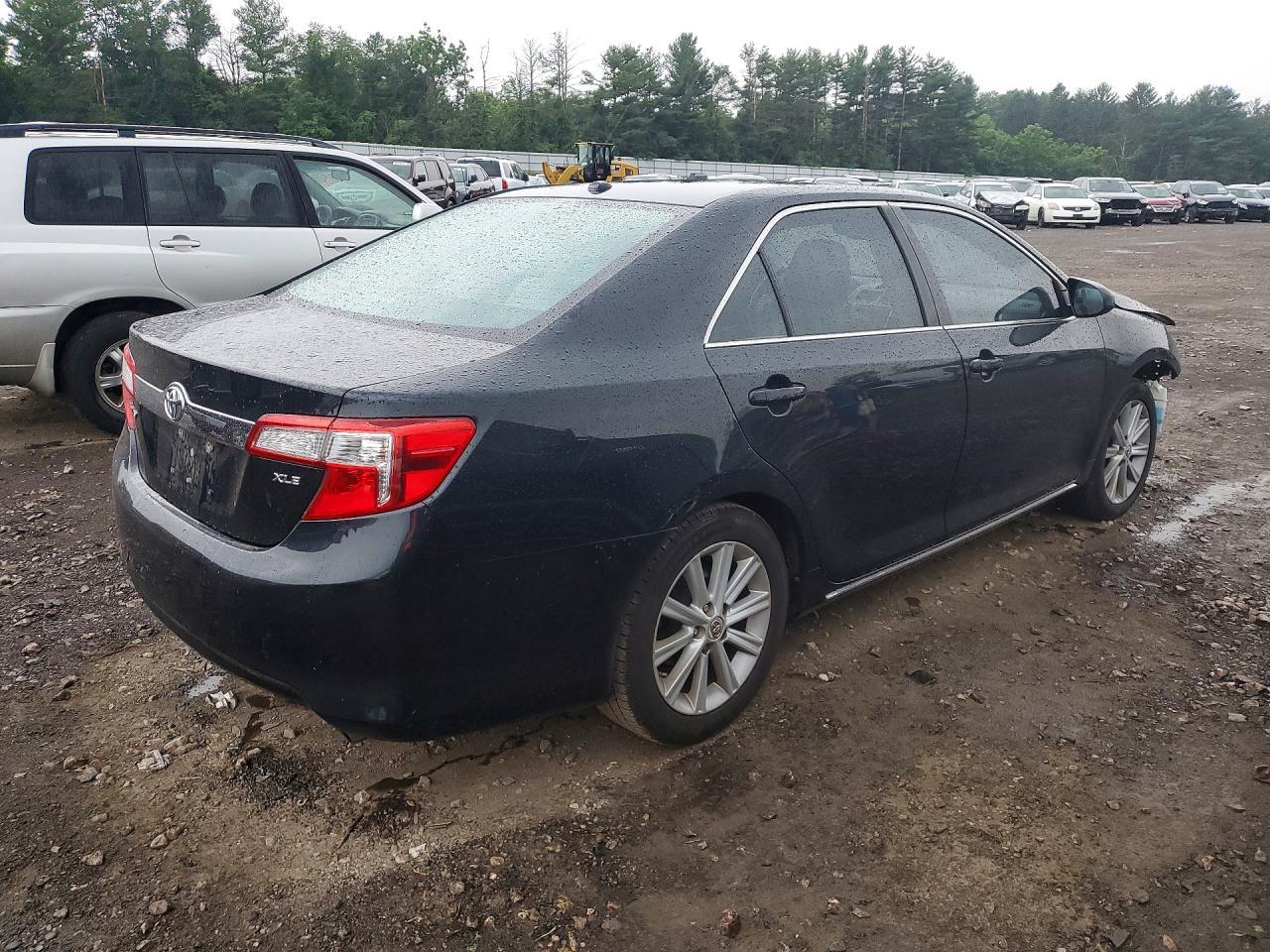 2012 TOYOTA CAMRY