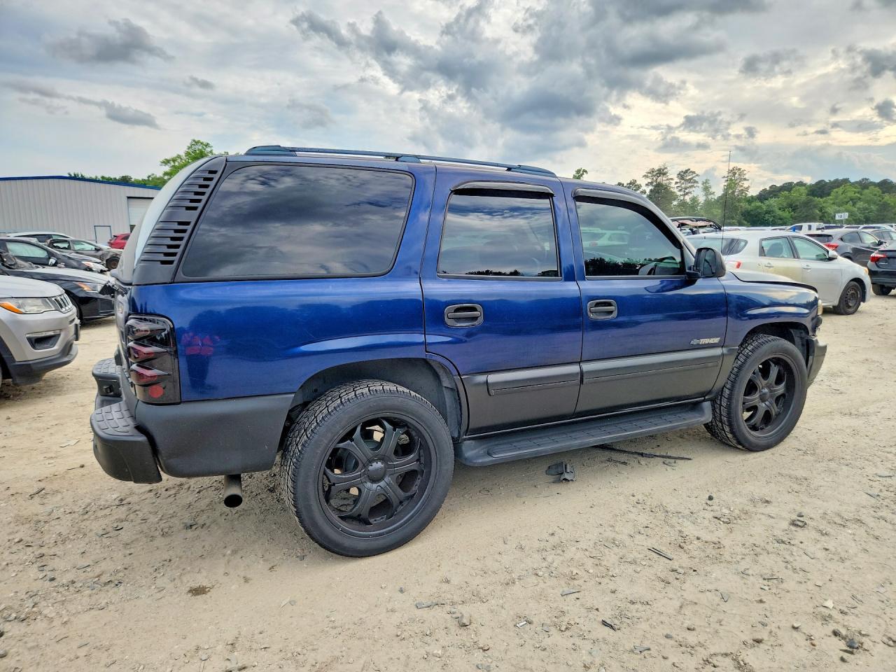 2003 CHEVROLET Tahoe