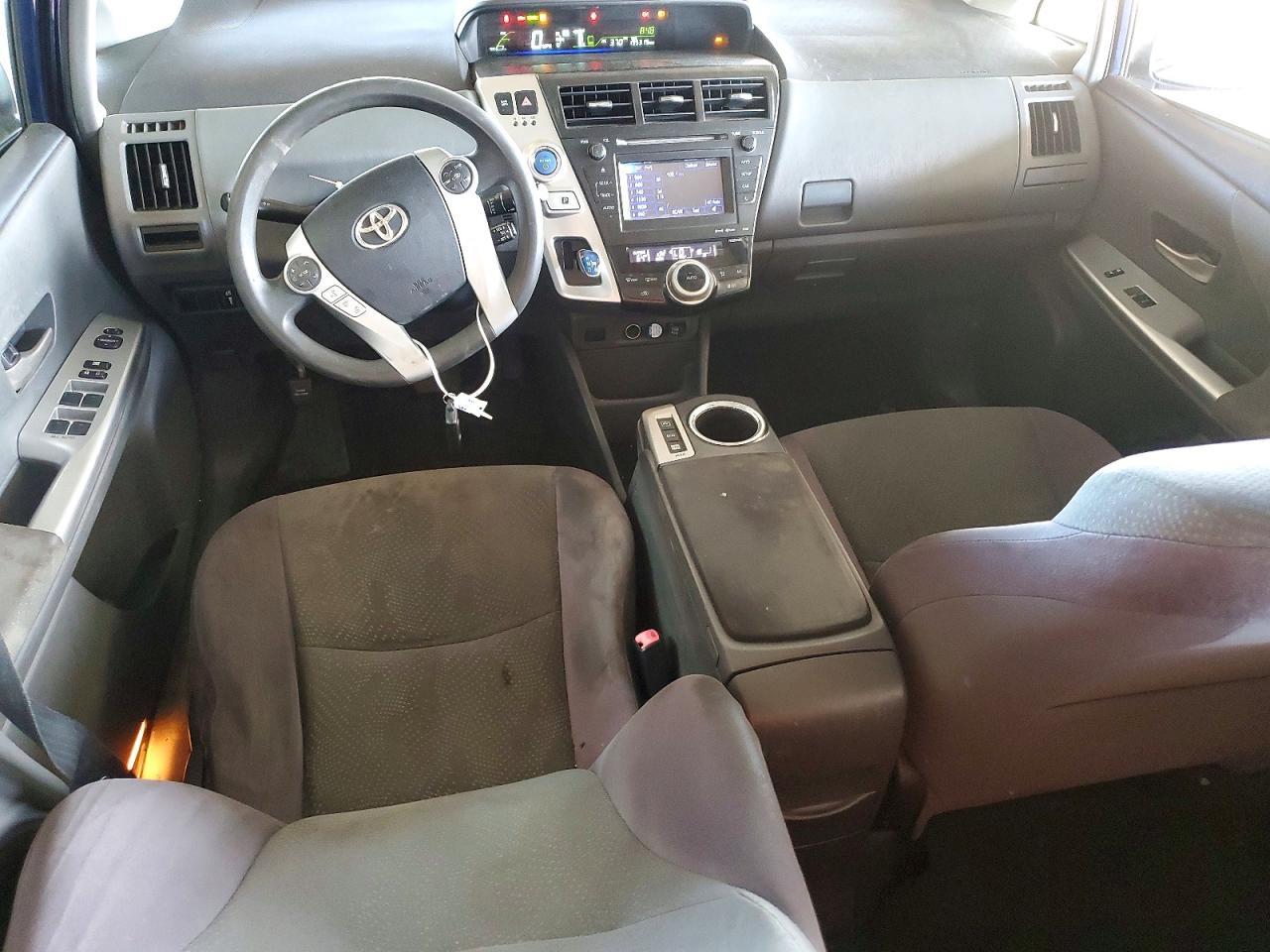 2012 TOYOTA PRIUS V