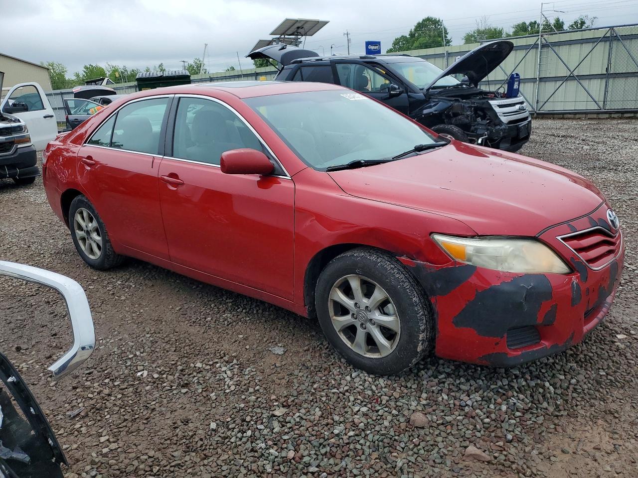 2011 TOYOTA CAMRY