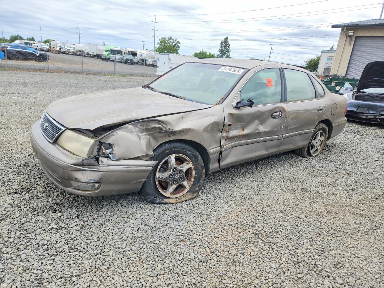 1999 TOYOTA Avalon
