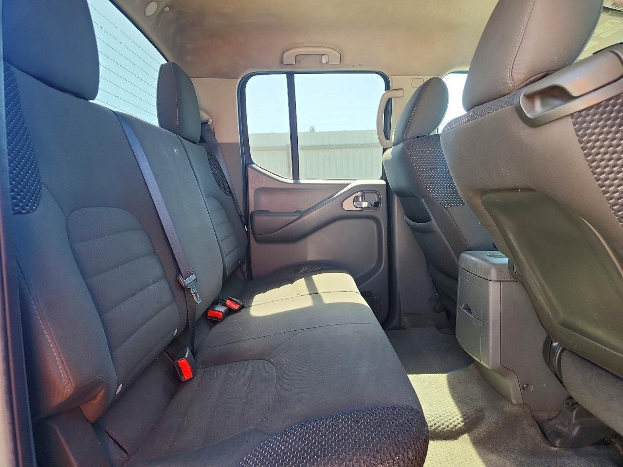 2012 NISSAN Frontier