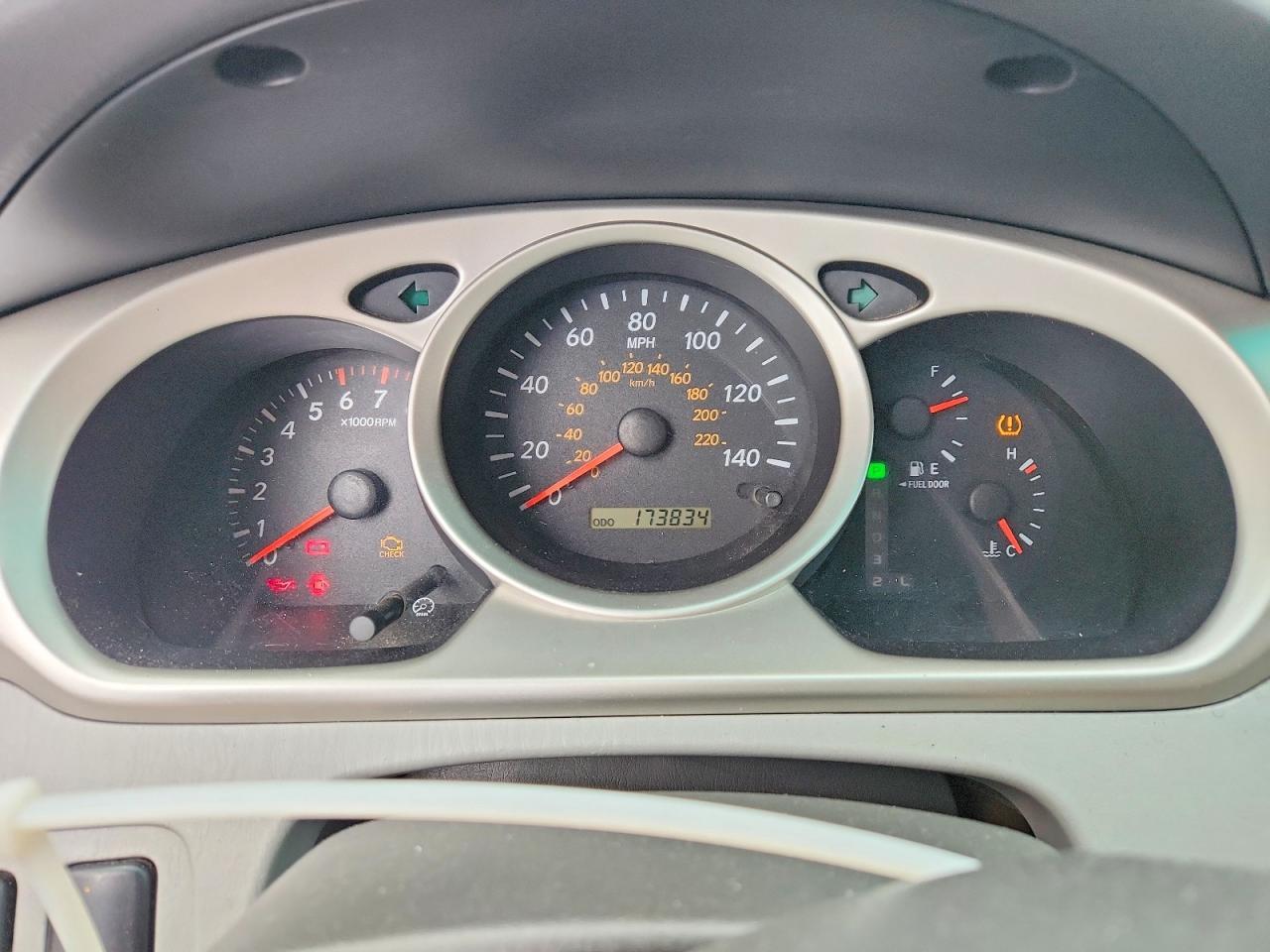 2006 TOYOTA HIGHLANDER