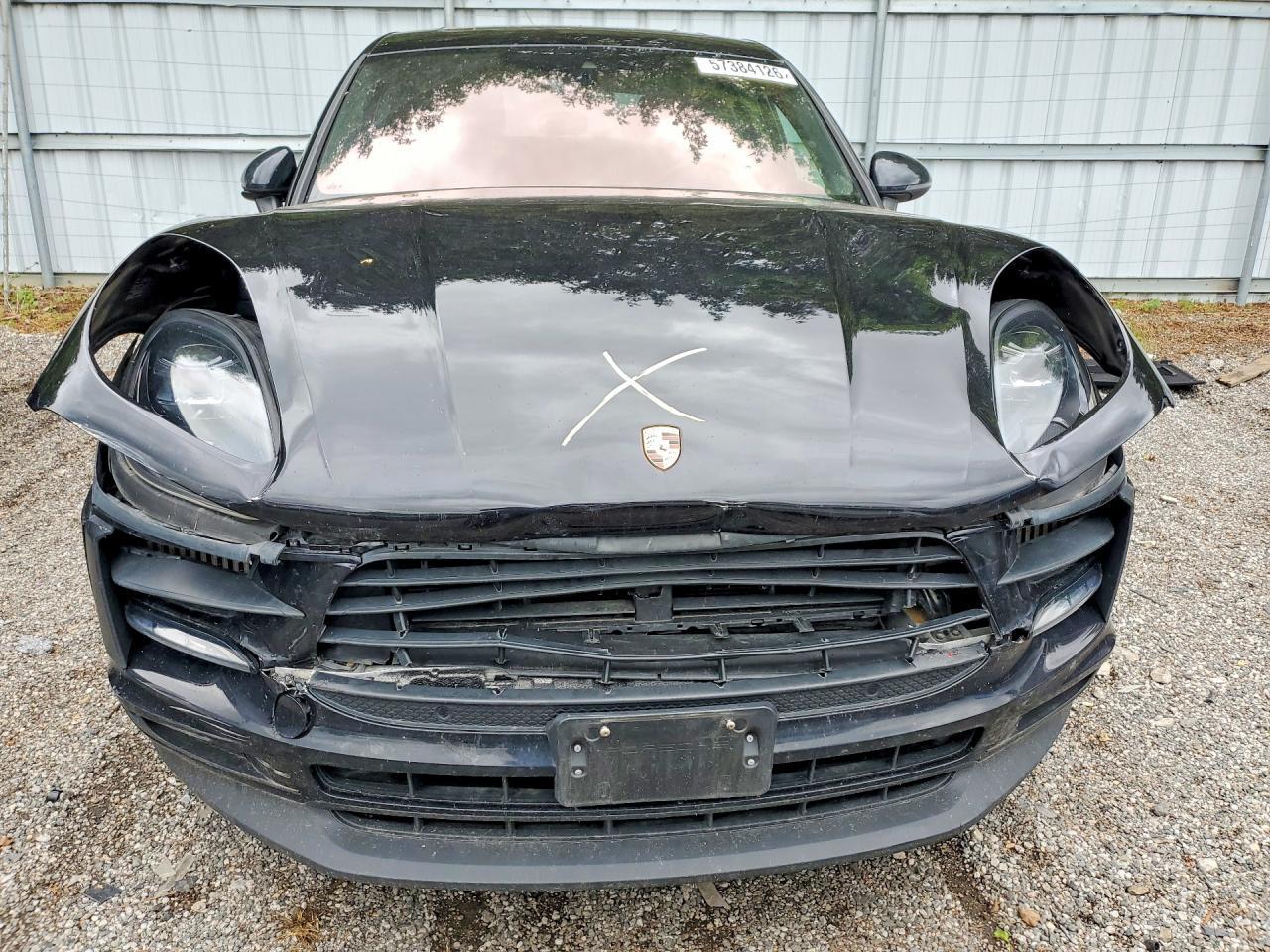 2019 PORSCHE Macan