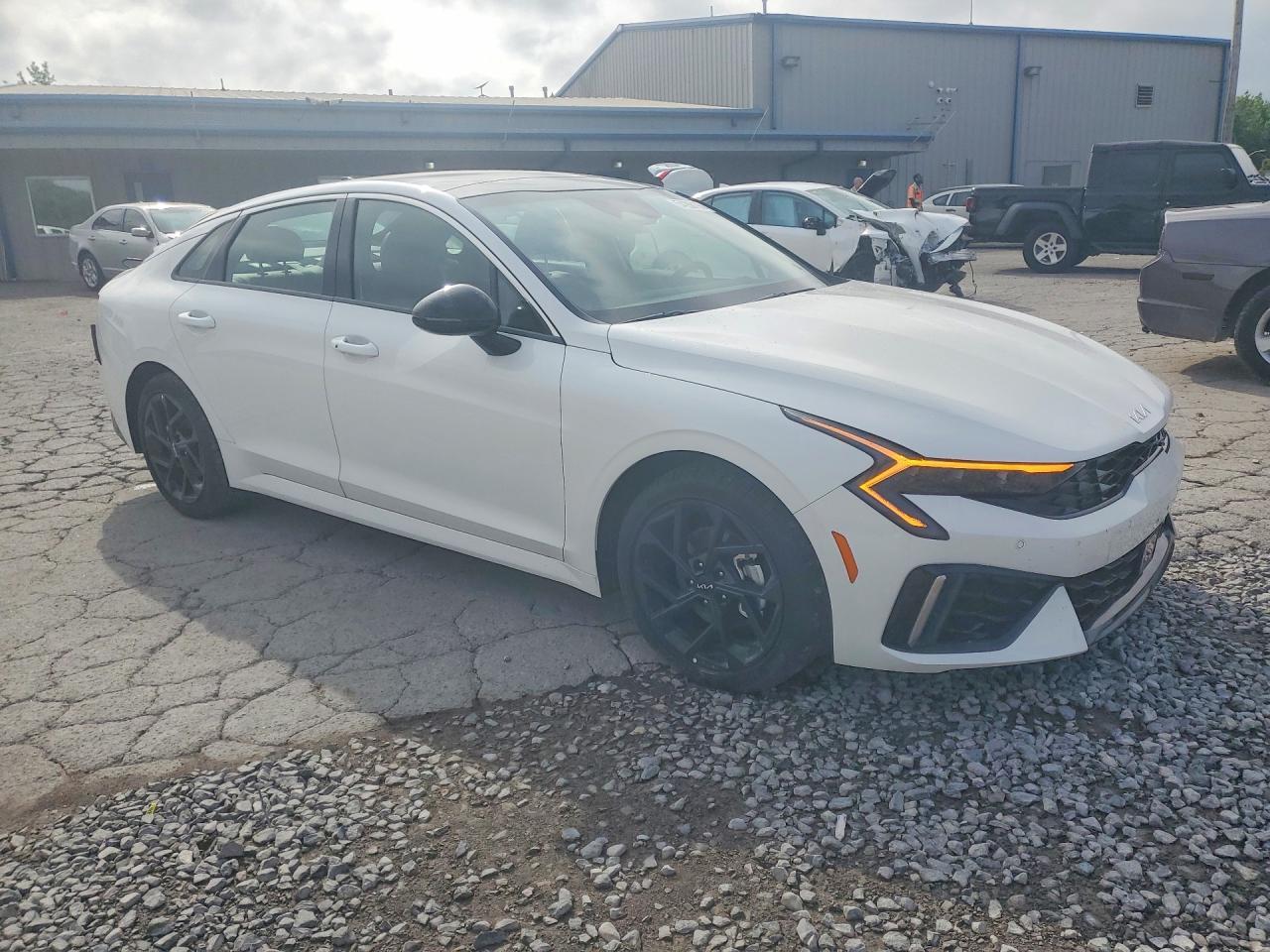 2026 KIA K5