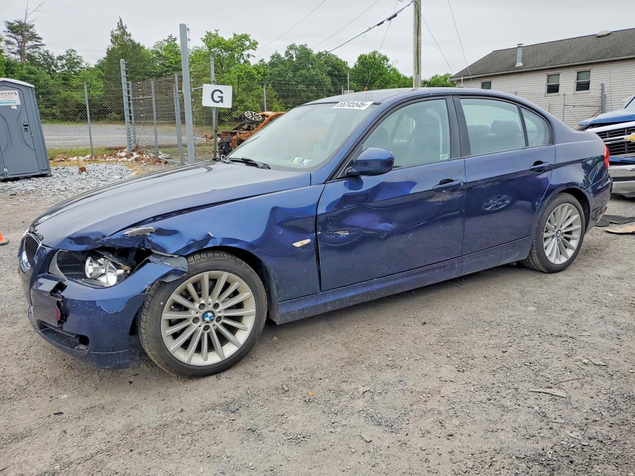 2011 BMW 3 SERIES