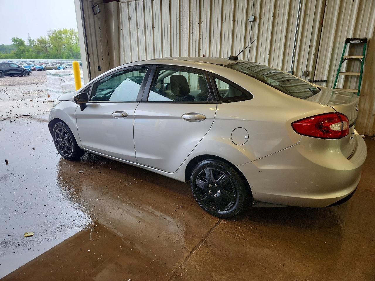 2013 FORD Fiesta