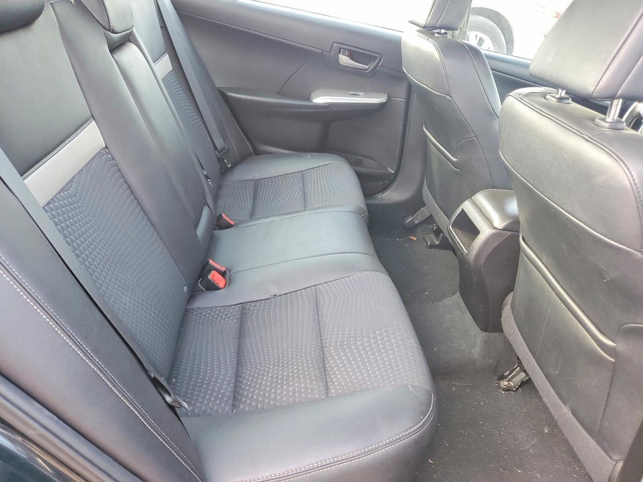 2014 TOYOTA CAMRY